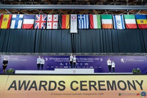 podium jr sf 01904 copia simone ferraro ph copia